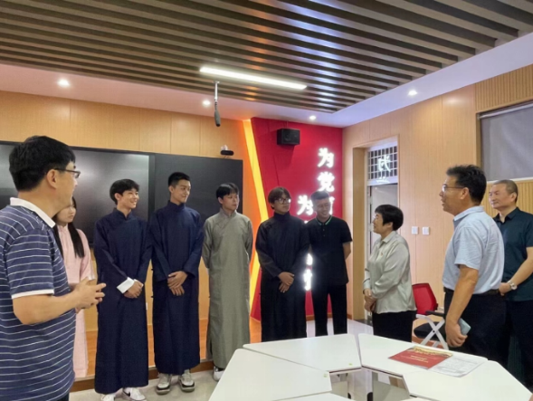 ed_1758700516710618.png ed_1758700516710618.png