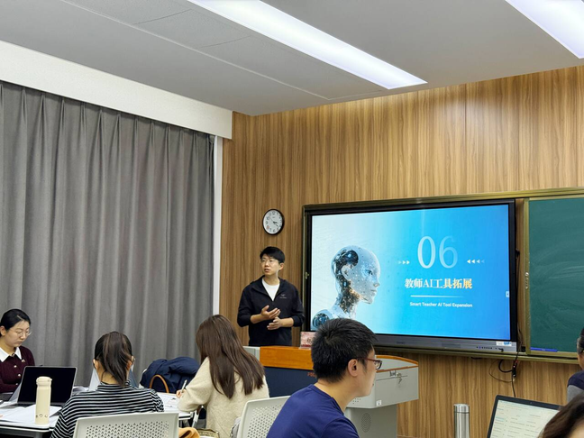 数字人分身、AI助教、多智能体协同构建未来教学图景